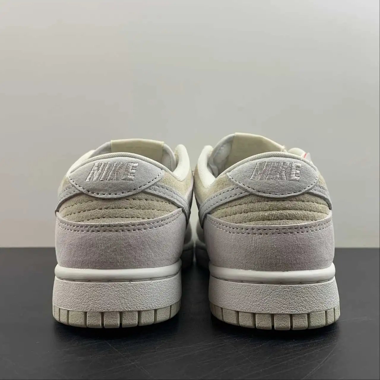 Nike Dunk Low DD8338-001 11