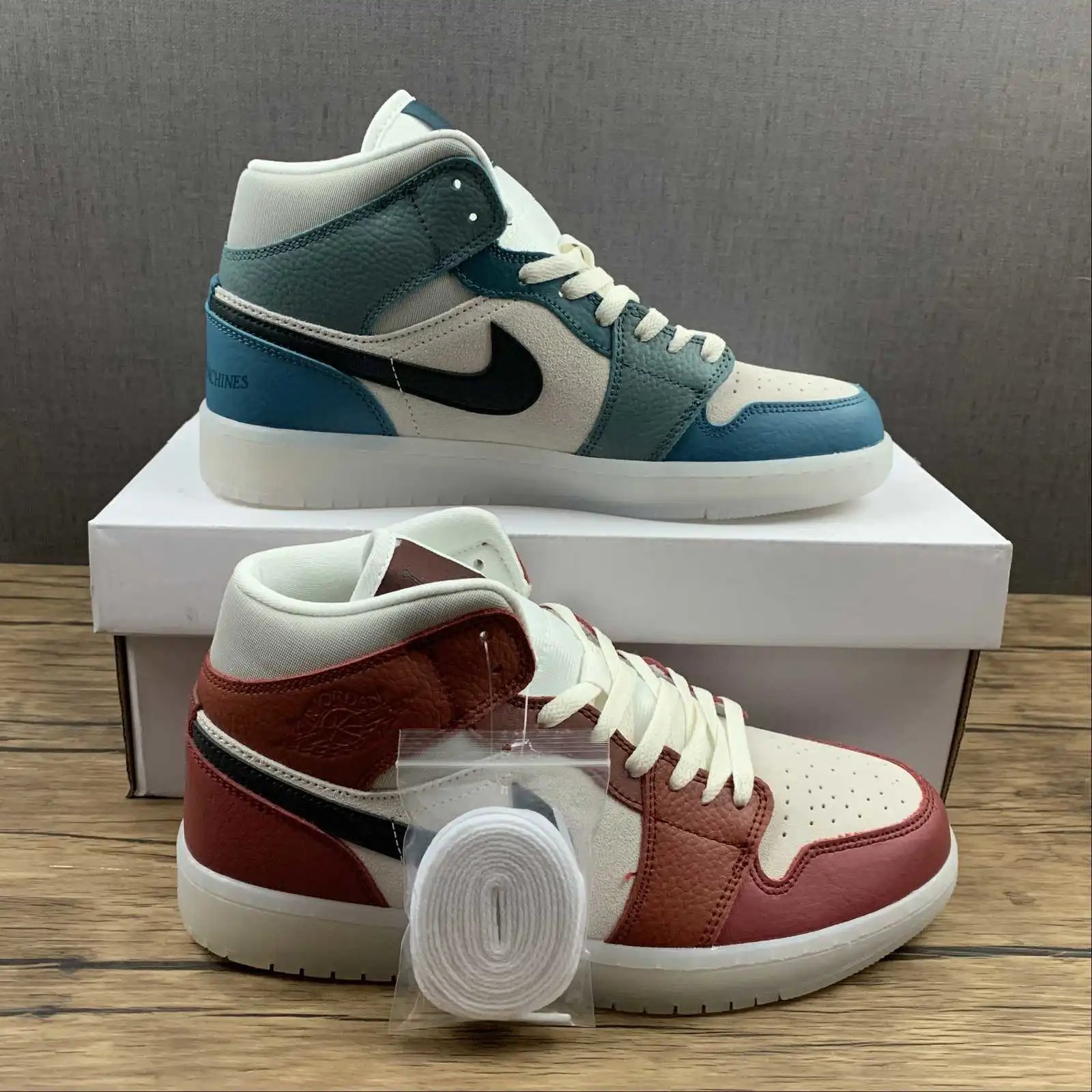 AJ1 Red Blue Mismatch – DM9601-200