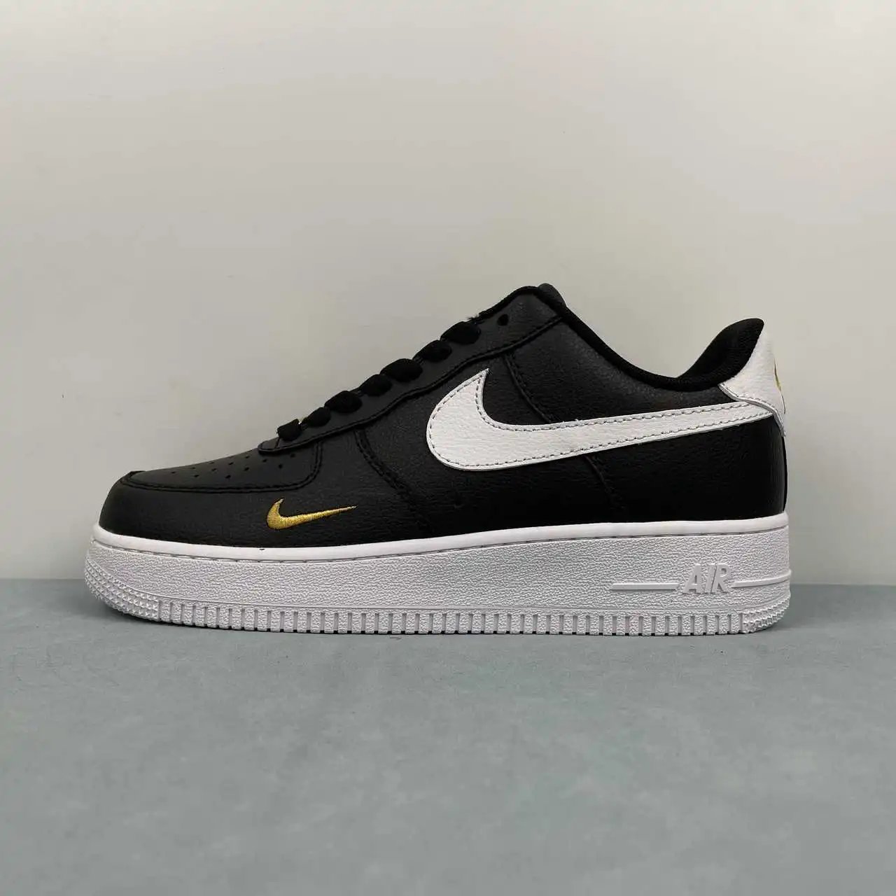 Nike Air Force 1 CZ0270-001 thumbnail 4