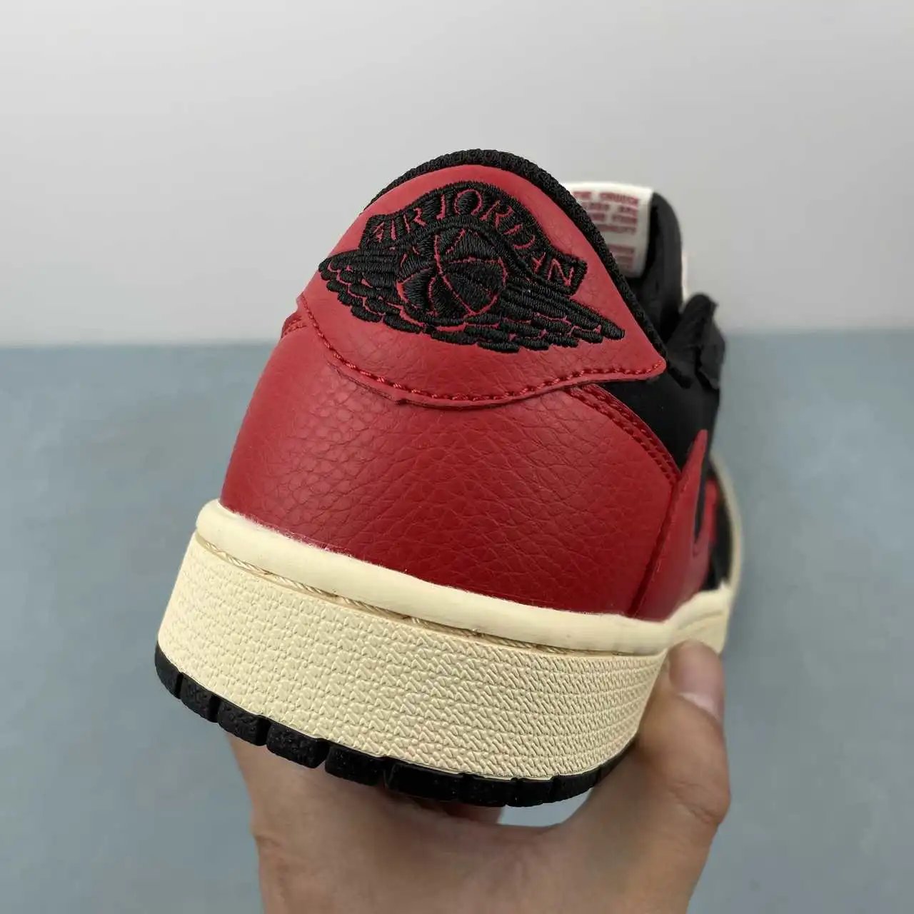 Air Jordan 1 Low DM7866-061 8