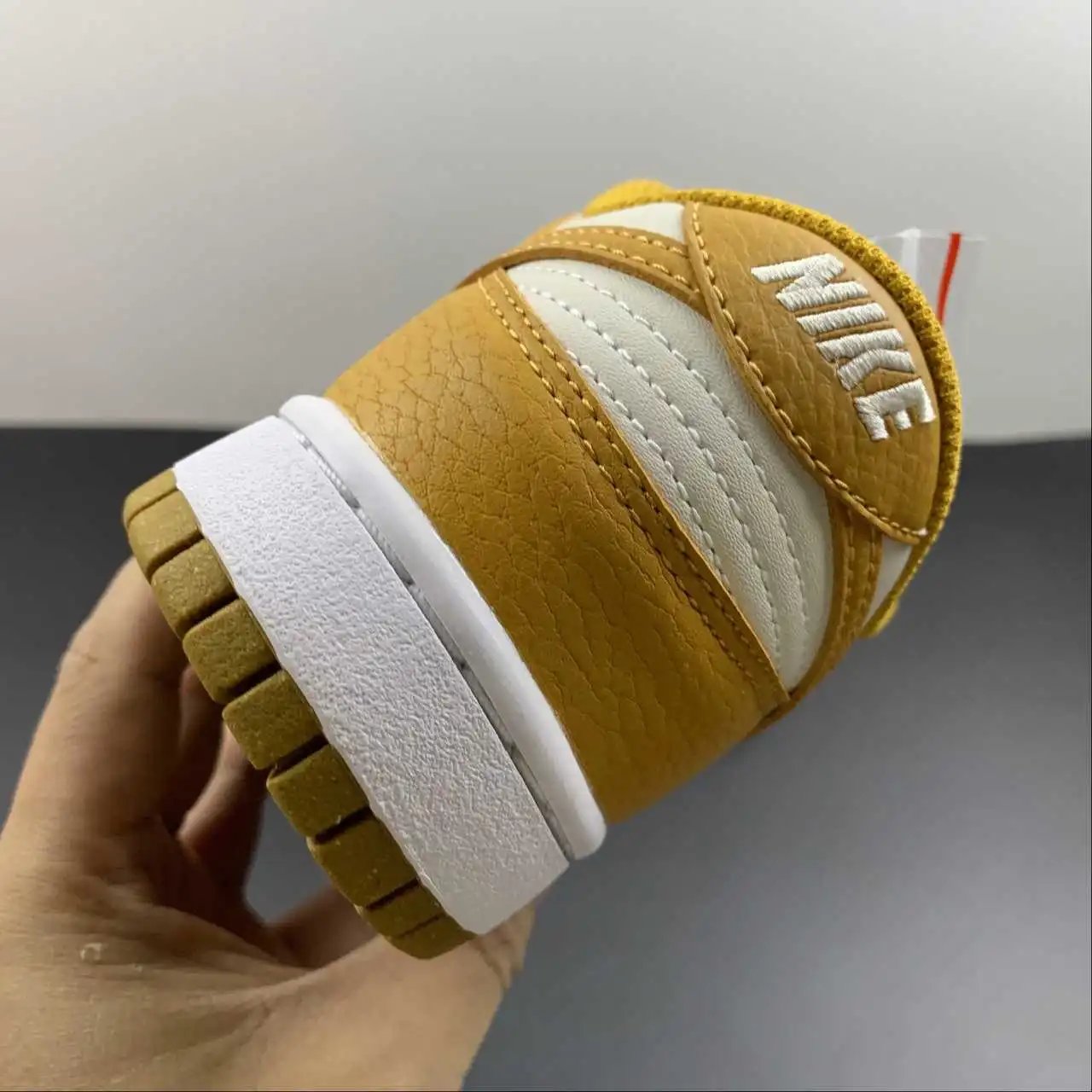 Nike Dunk Low DN1431-001 10