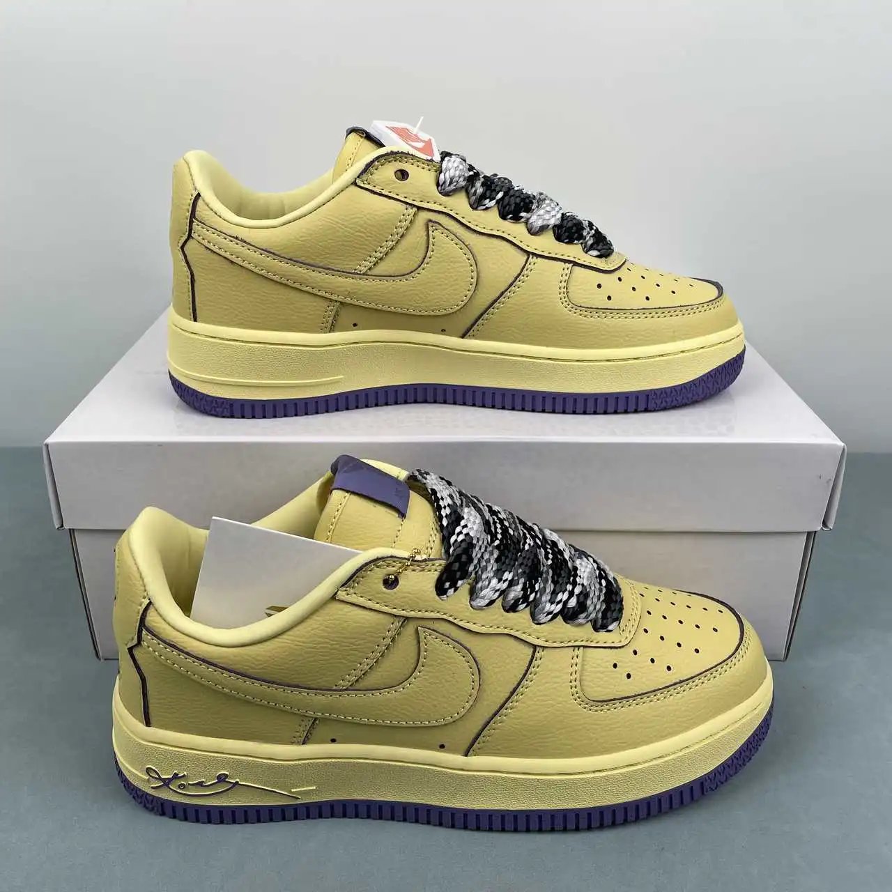 Nike Air Force 1 HV9408-700