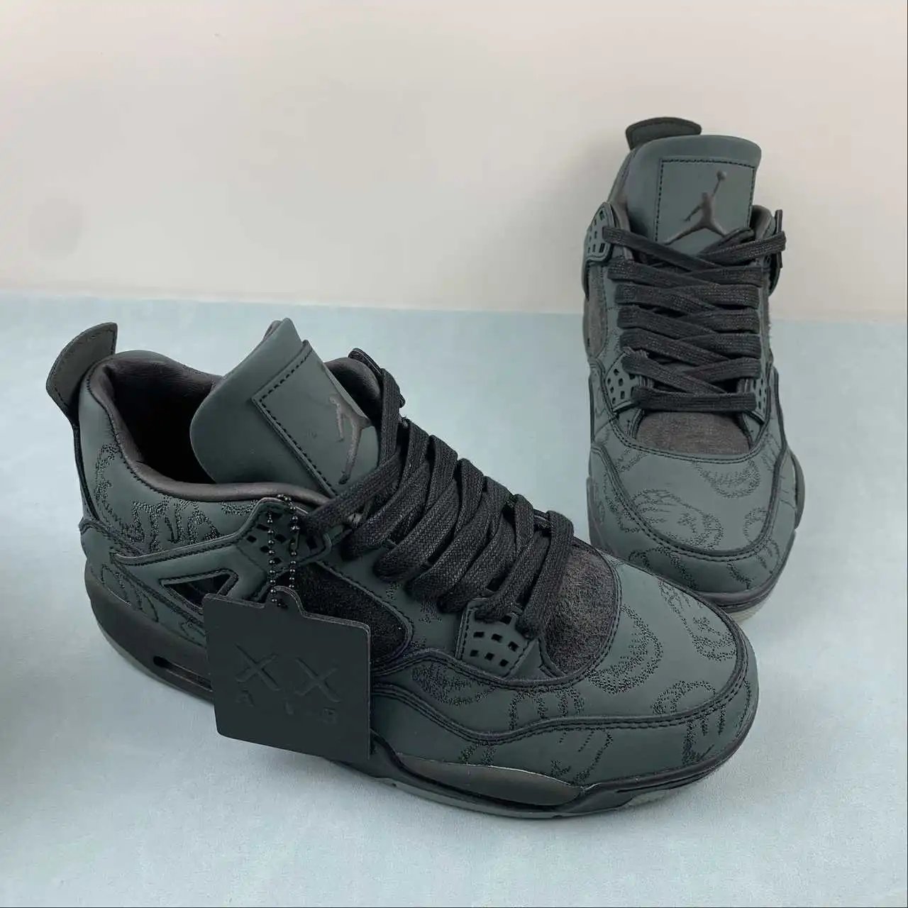 Air Jordan 4 930155-001 thumbnail 2