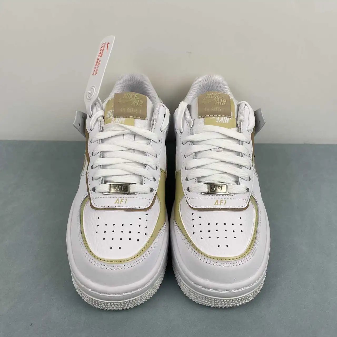 Nike Air Force 1 DZ1847-111 thumbnail 3