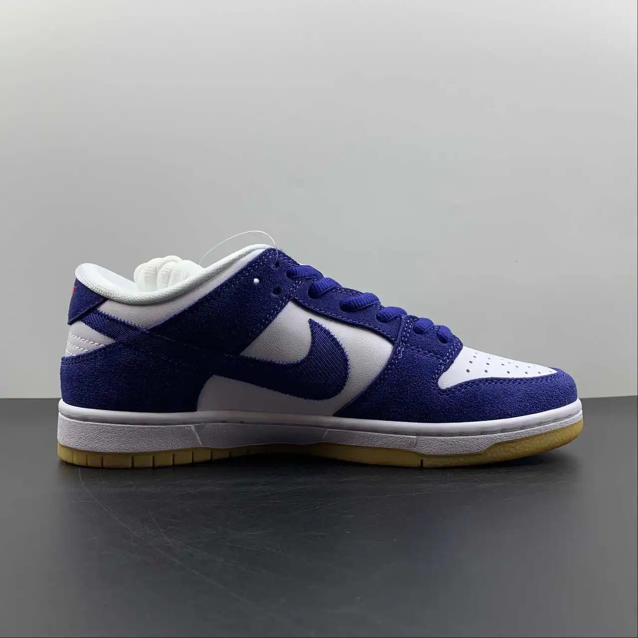 Nike Dunk Low DO9395-400 5