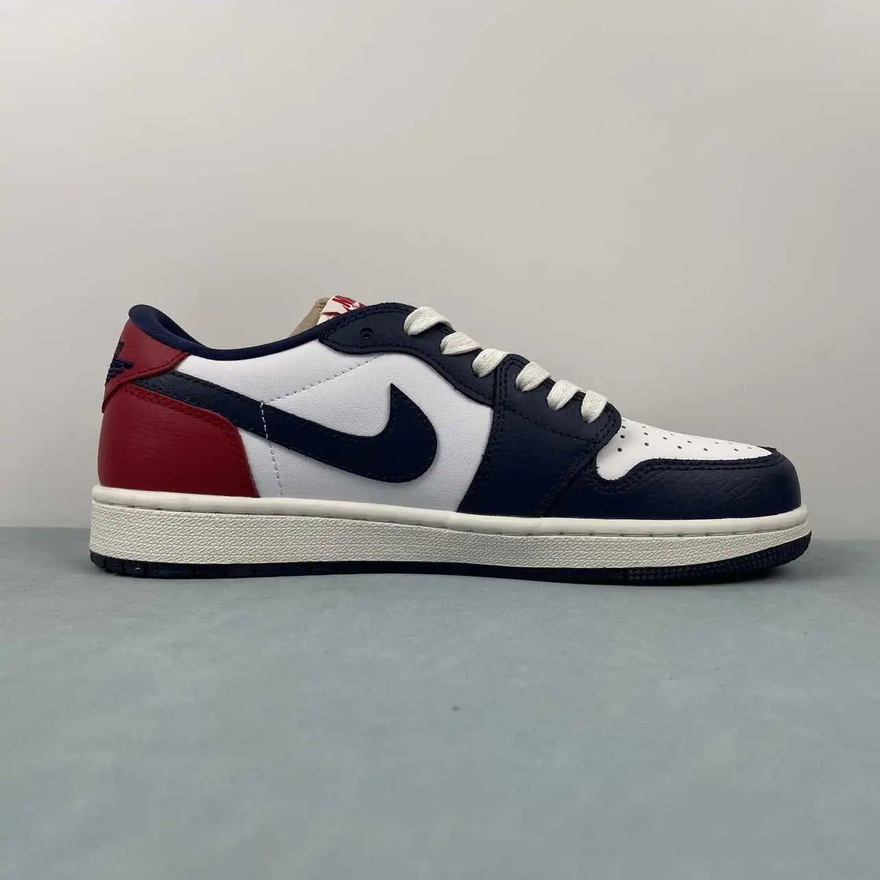 Air Jordan 1 Low HQ2993-100 6