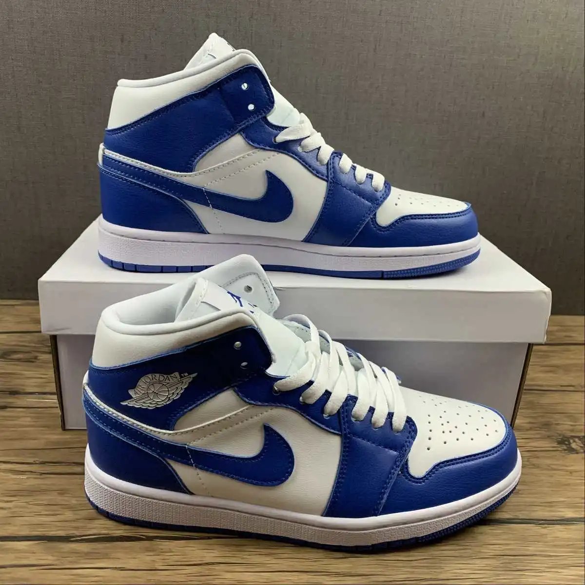 AJ1 Mid White Blue – BQ6472-104