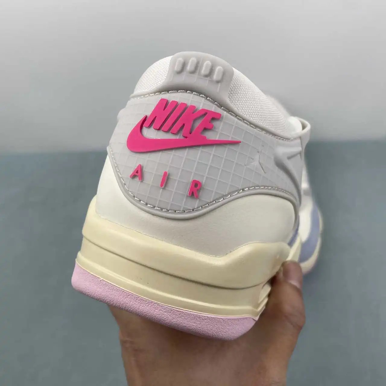 Air Jordan 4 IB4466-025 9