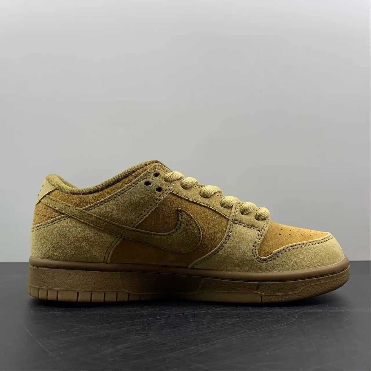 Nike Dunk Low 883232-700 5