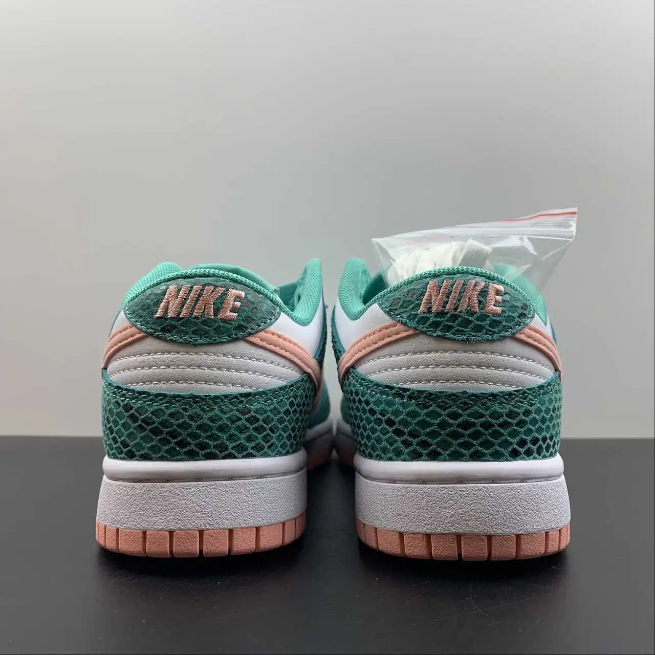 Nike Dunk Low DR8577-300 11