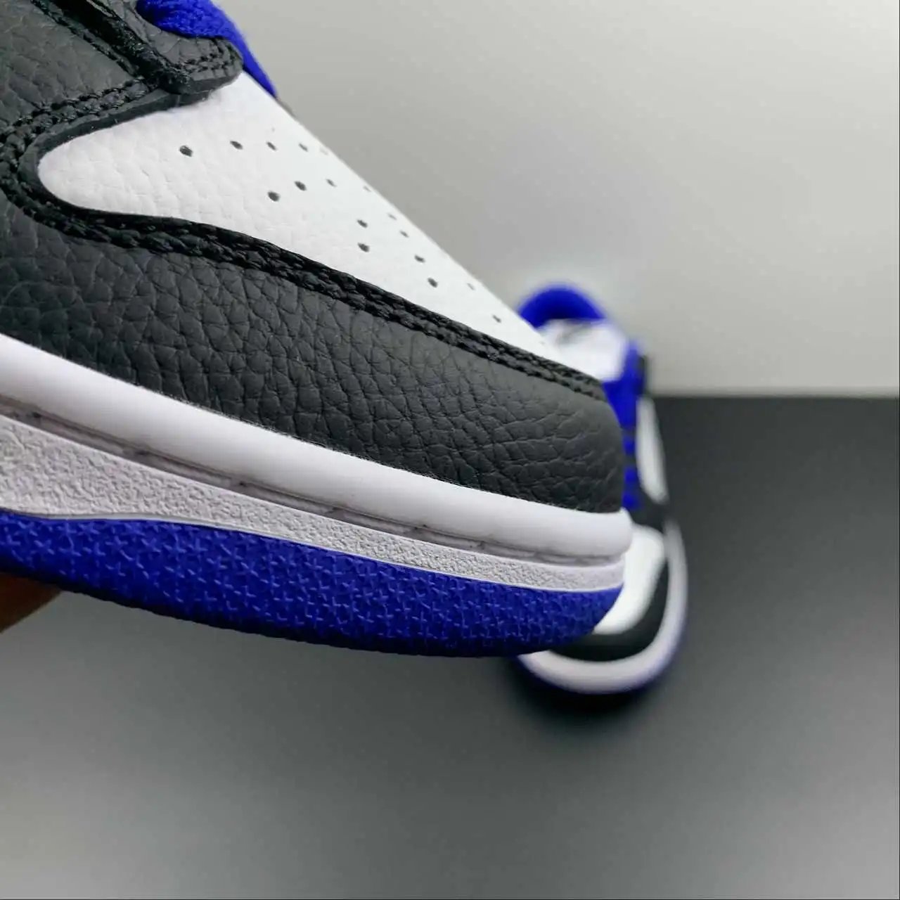 Nike Dunk Low FD9064-110 7