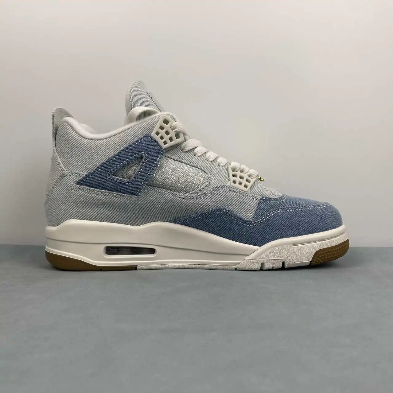 Air Jordan 4 IB6716-100 5