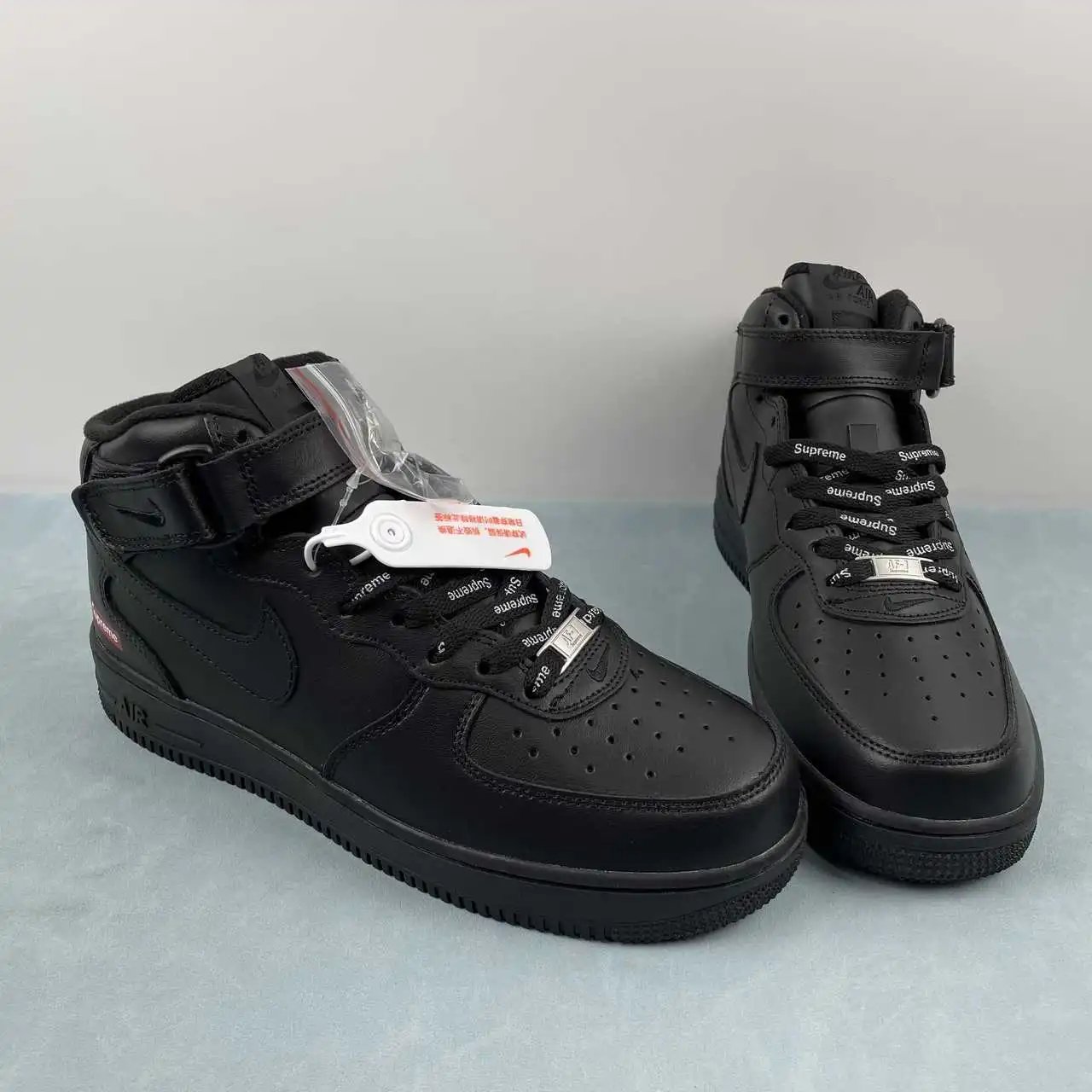 Nike Air Force 1 FZ8784-001 thumbnail 2