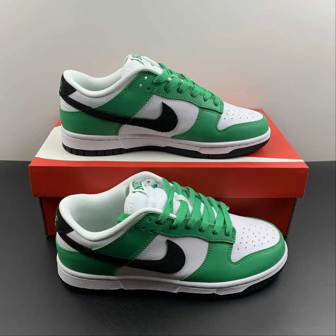 Nike Dunk Low FN3612-300