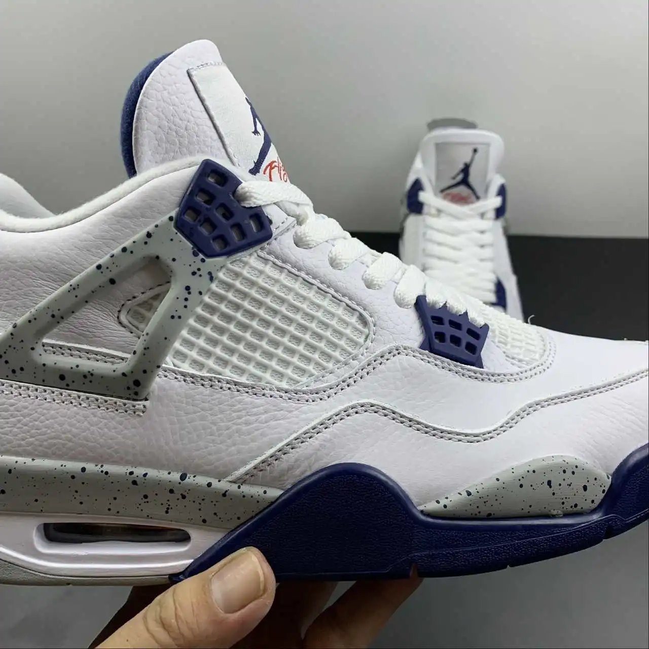 Air Jordan 4 DH6927-140 9