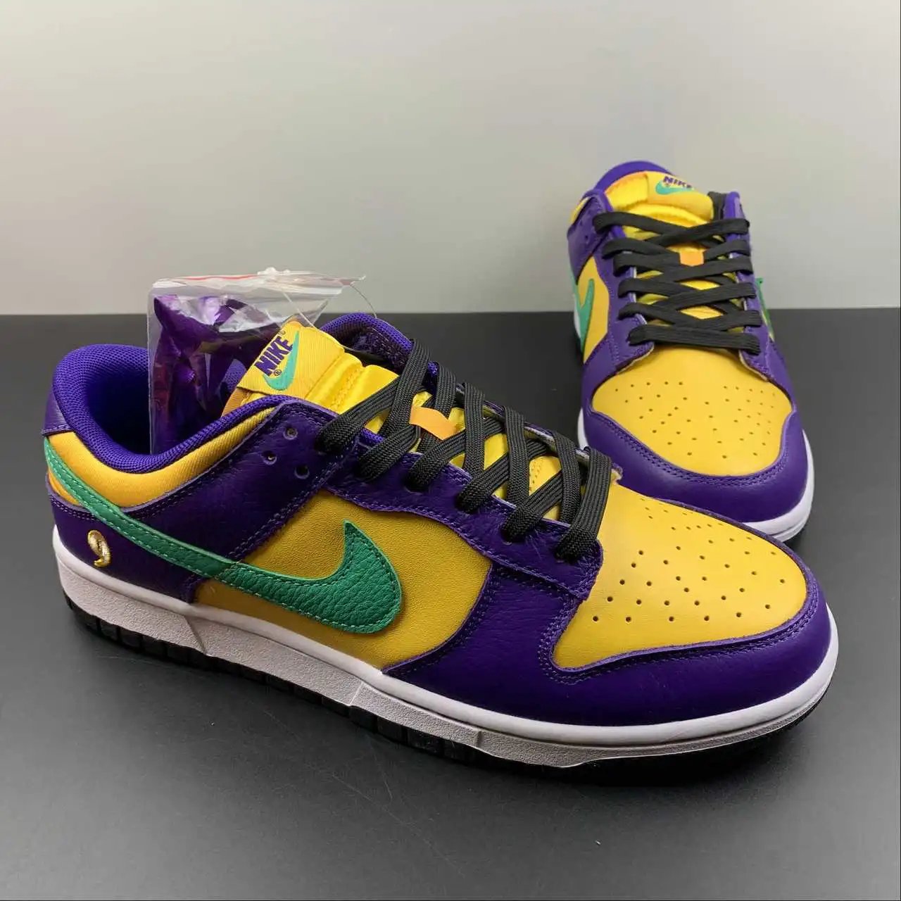 Nike Dunk Low DO9581-500 thumbnail 2