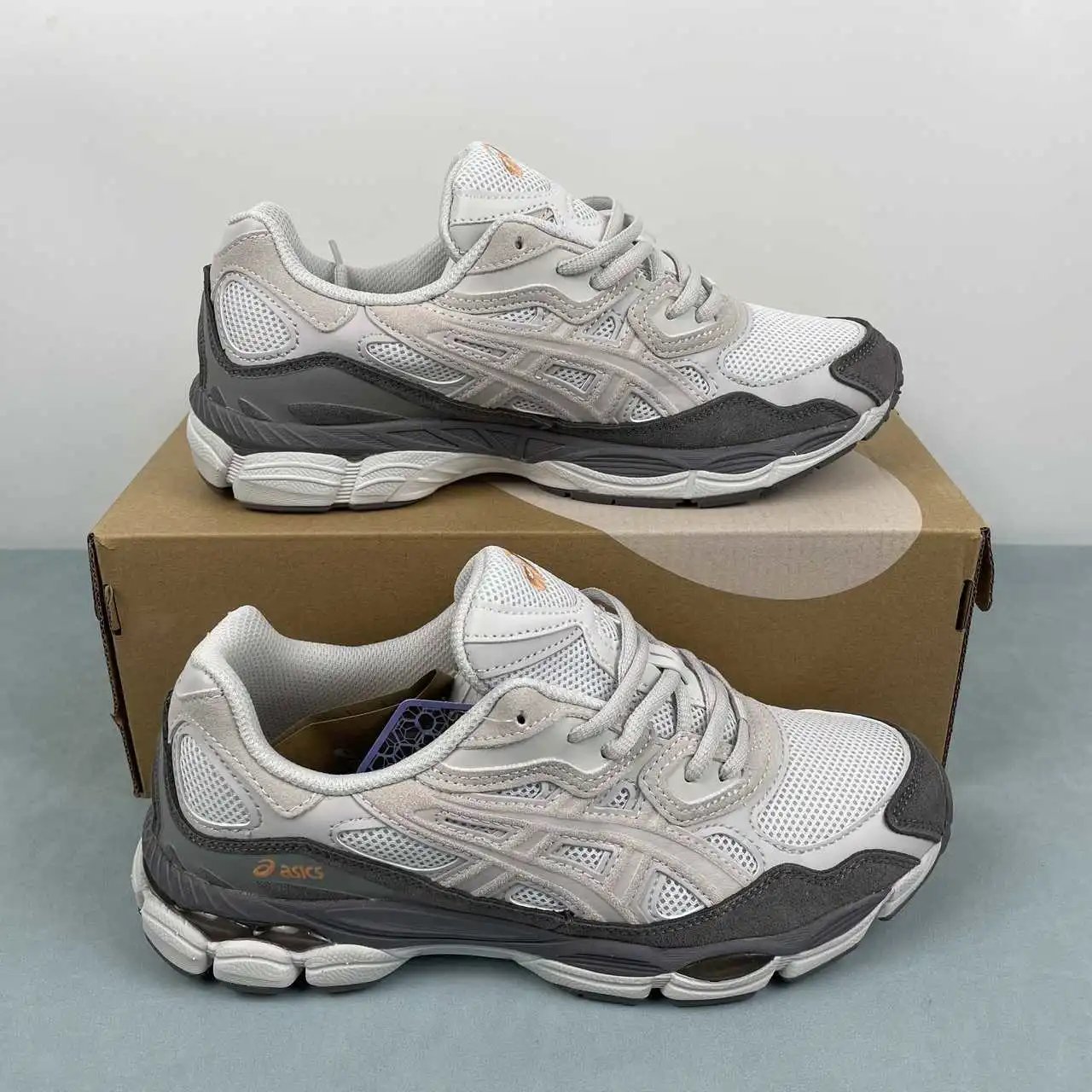 Asics CEL-NYC 1203A383-026
