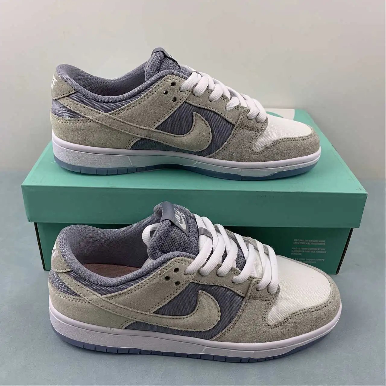 Nike Dunk Low 854866-011