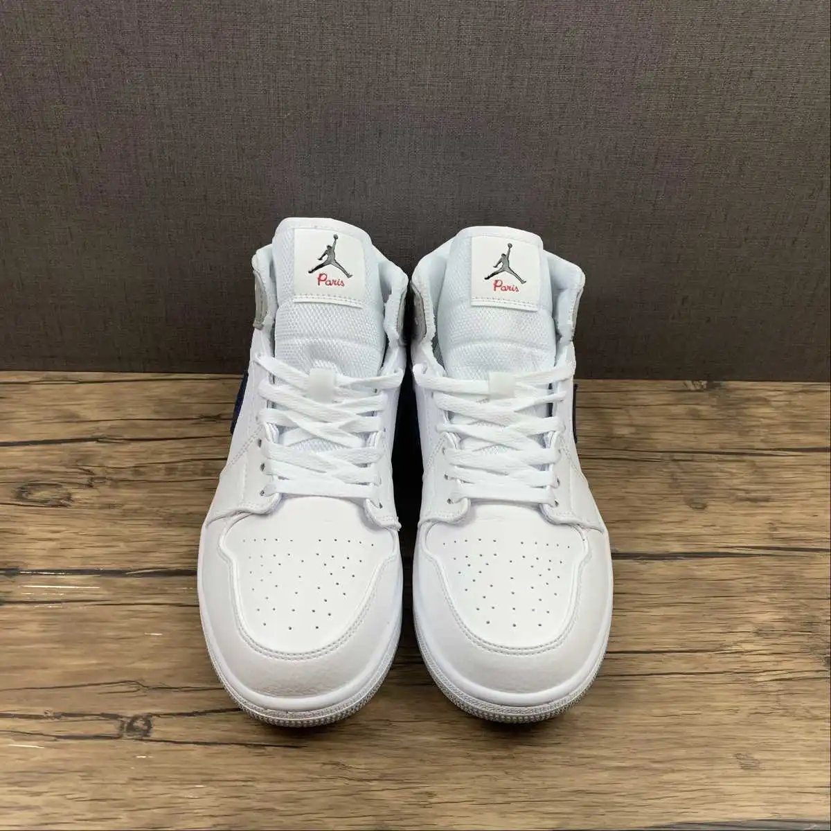 AJ1 White Grey Blue – DR8038-100 thumbnail 3