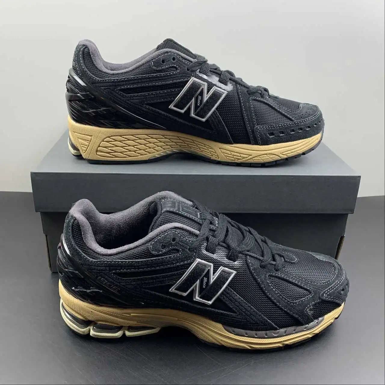 New Balance 1906 M1906RK