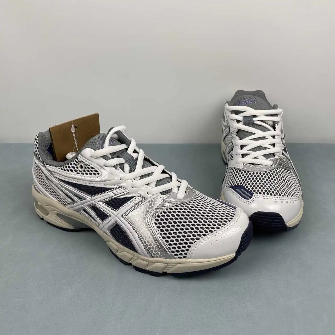 Asics GEL-DS TRAINER 14 1203A607-100 thumbnail 2