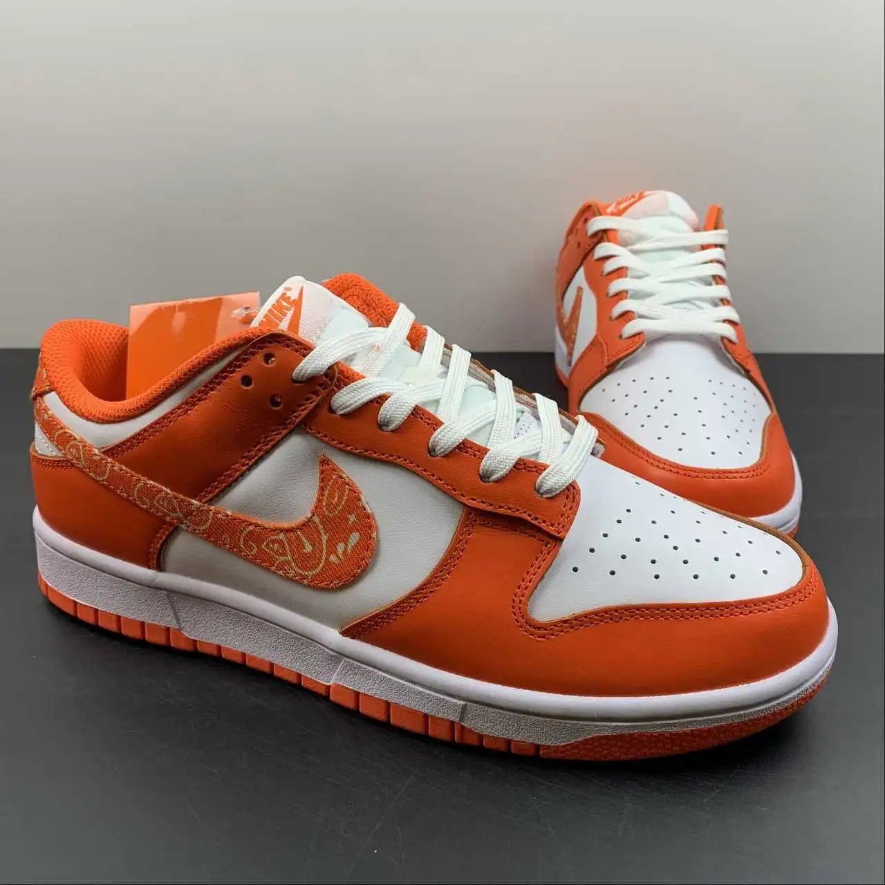Nike Dunk Low DH4401-103 thumbnail 2
