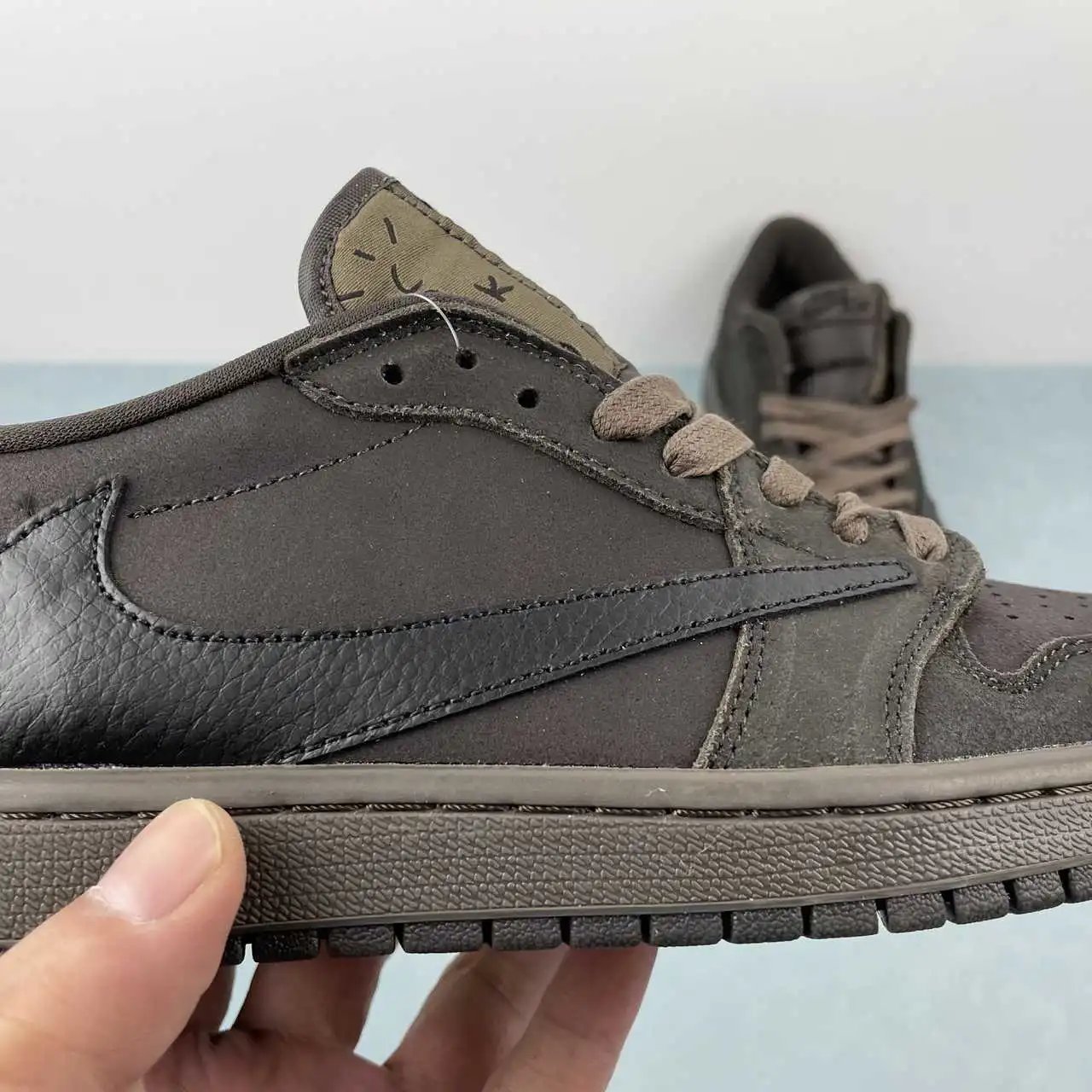 Air Jordan 1 Low CQ4277-115 9