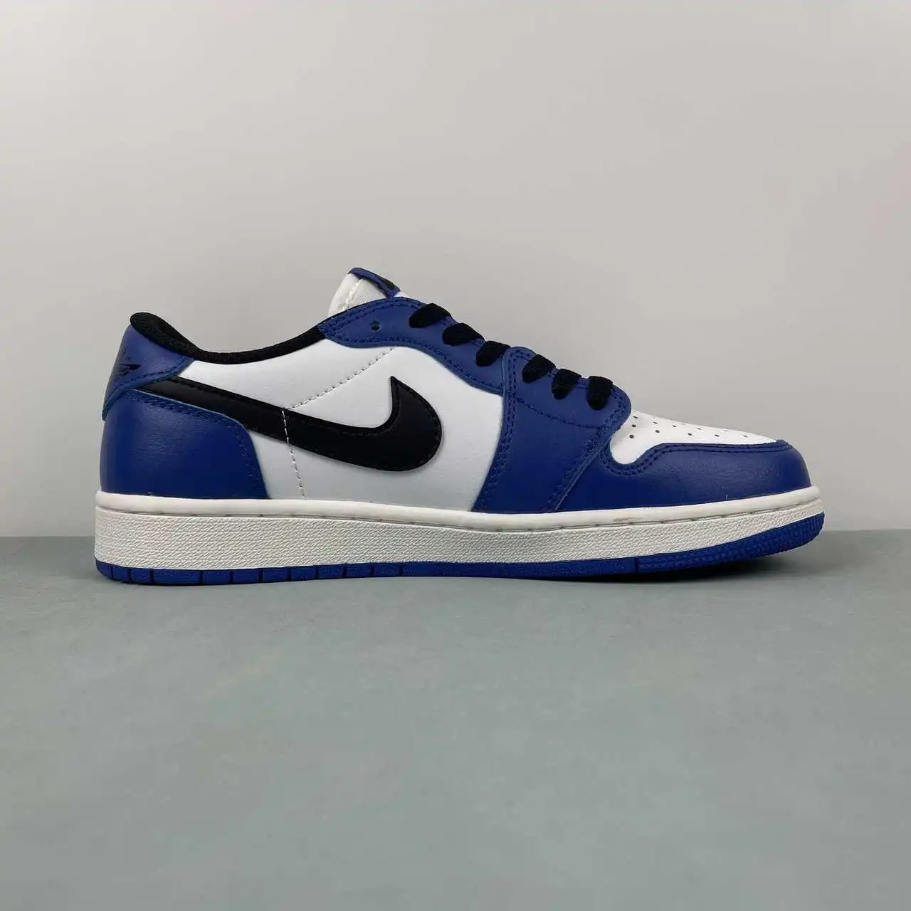 Air Jordan 1 Low CZ0790-140 6