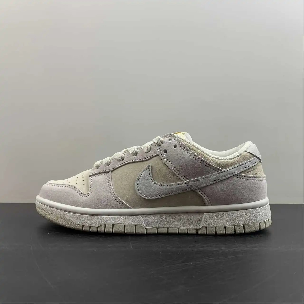 Nike Dunk Low DD8338-001 thumbnail 4