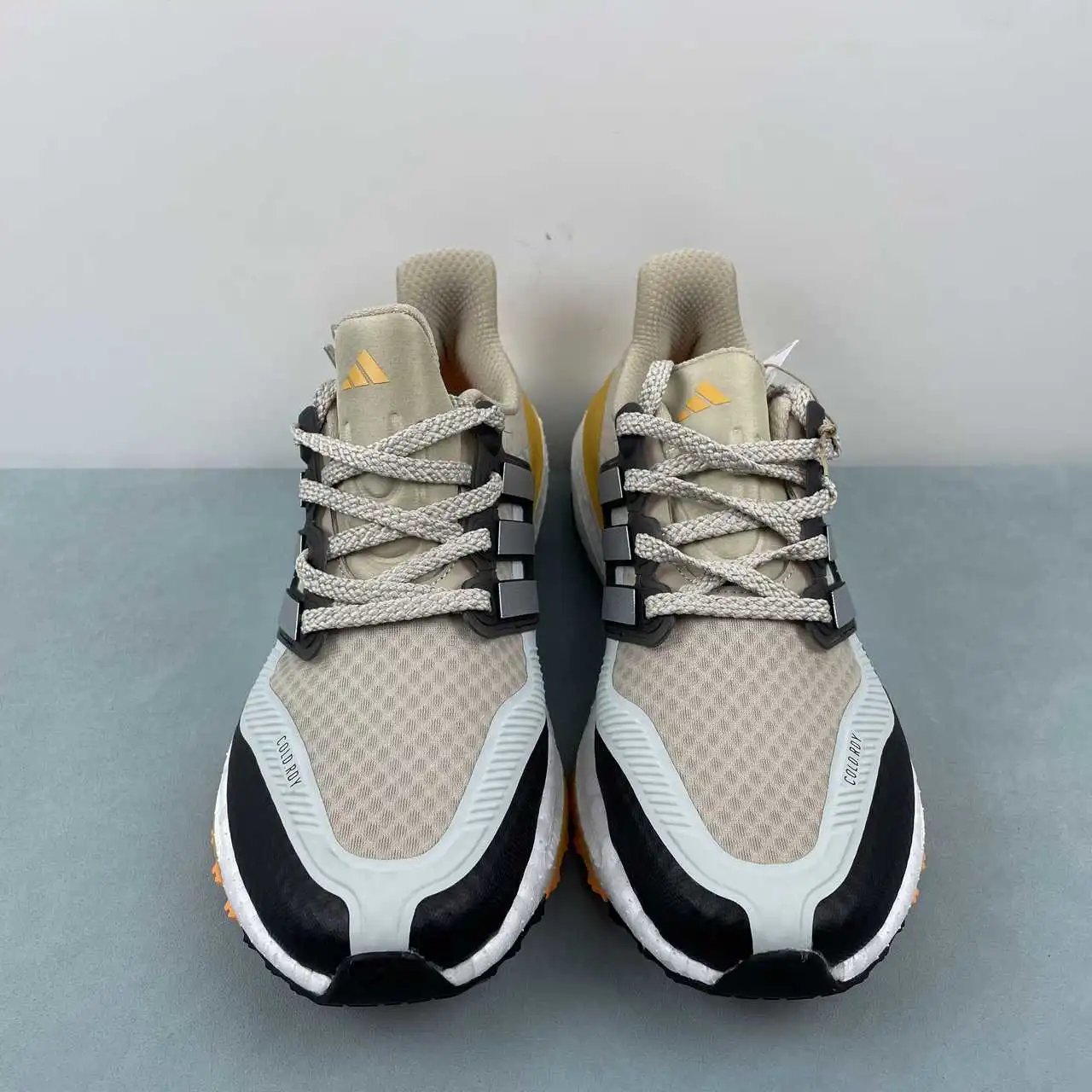 Adidas Ultra Boost Light UB IE1674 thumbnail 3