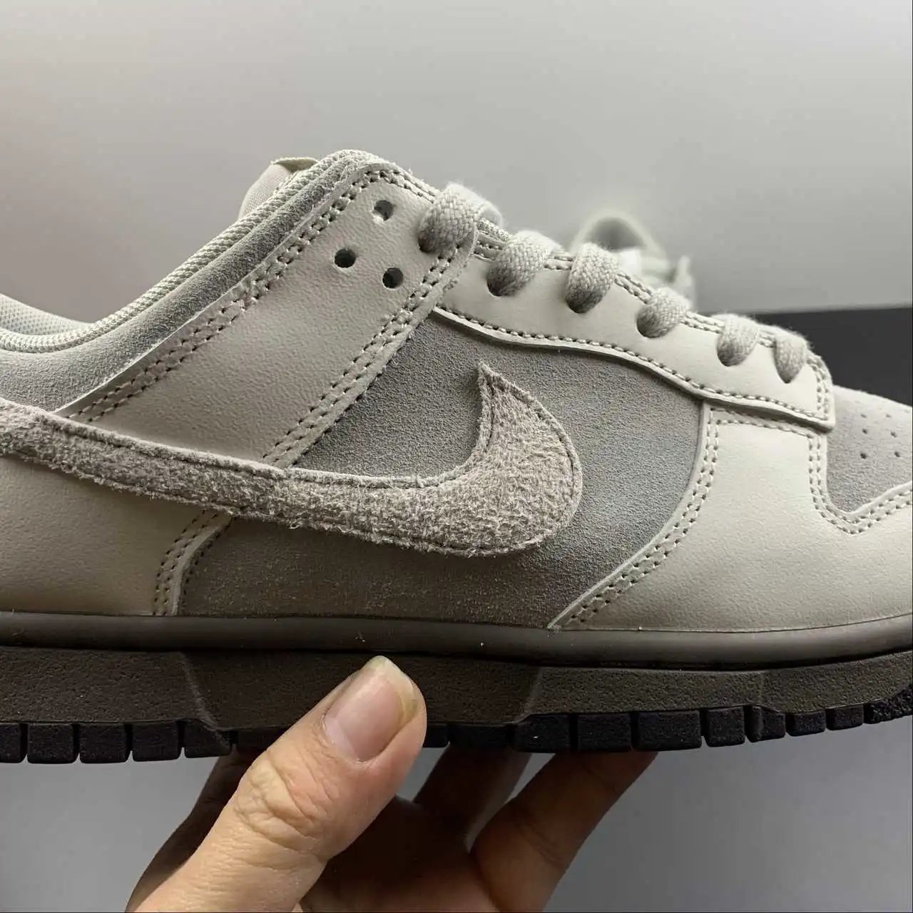 Nike Dunk Low FD9746-001 6