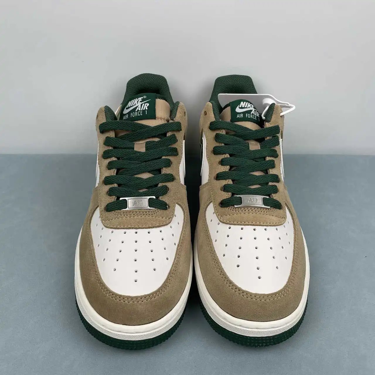Nike Air Force 1 FQ8714-203 thumbnail 3