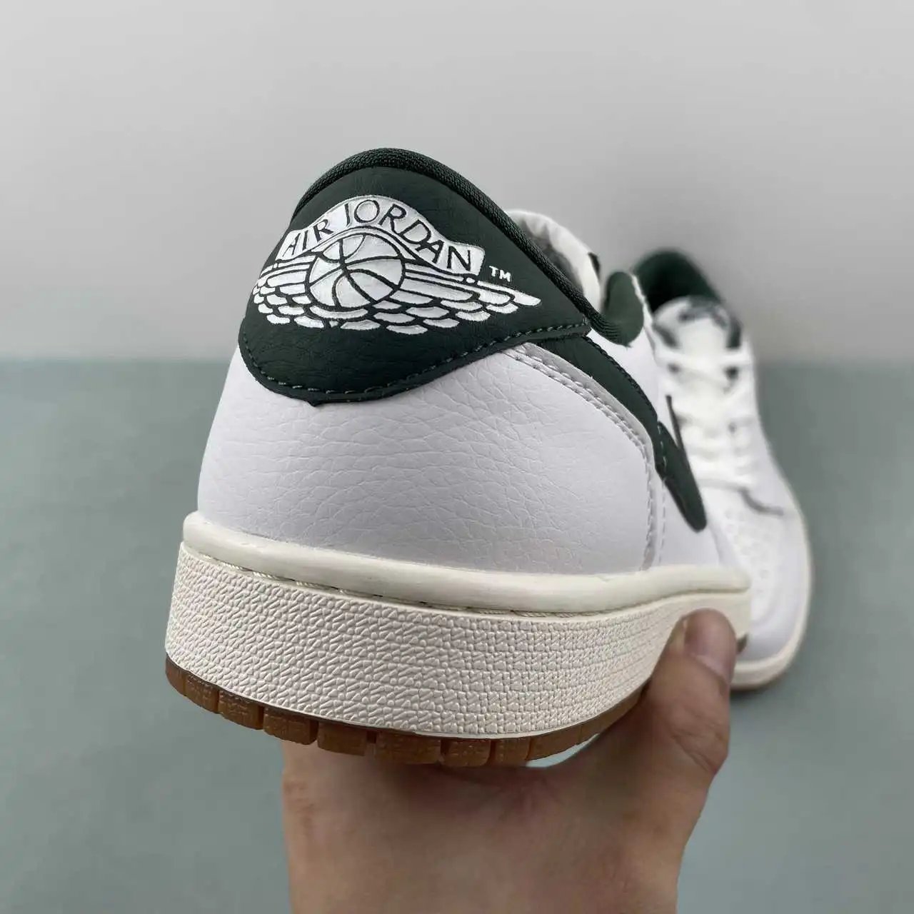 Air Jordan 1 Low CZ0775-133 8