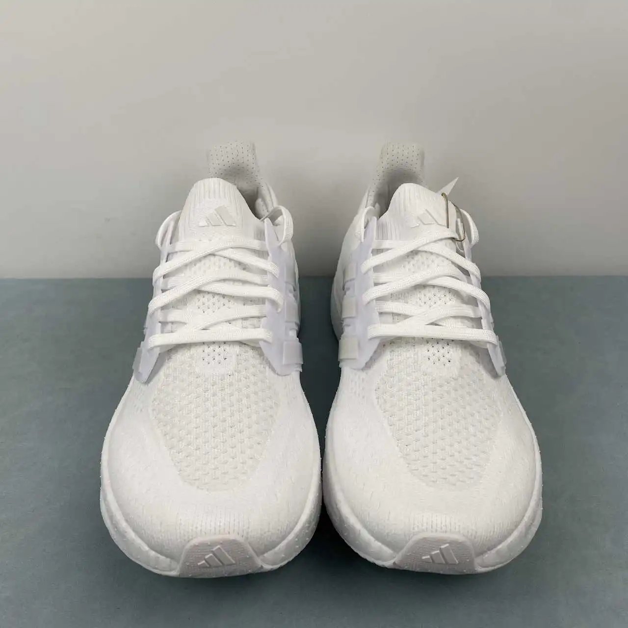 Adidas Ultra Boost 5 UB ID8813 thumbnail 3