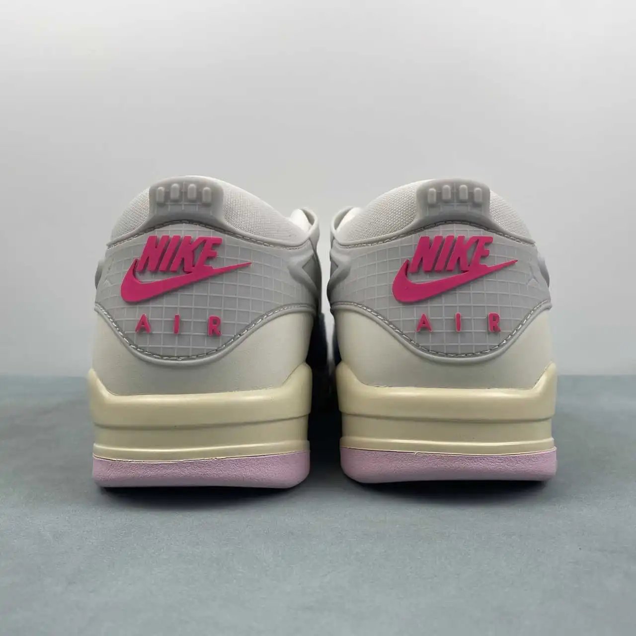 Air Jordan 4 IB4466-025 thumbnail 3