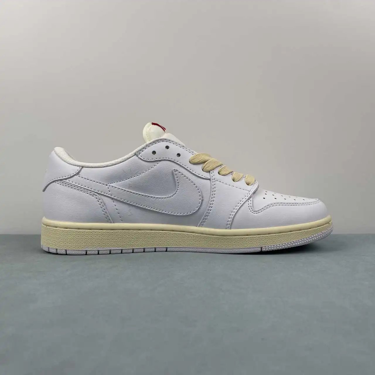 Air Jordan 1 Low CQ4277-113 6