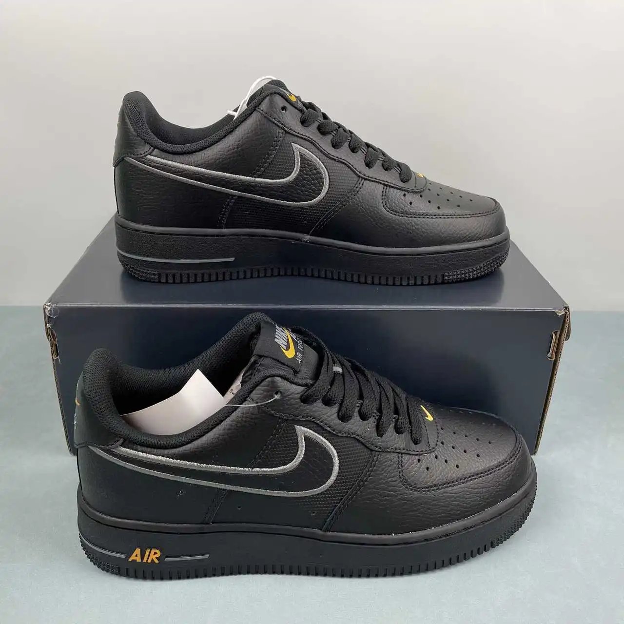Nike Air Force 1 IB7677-001