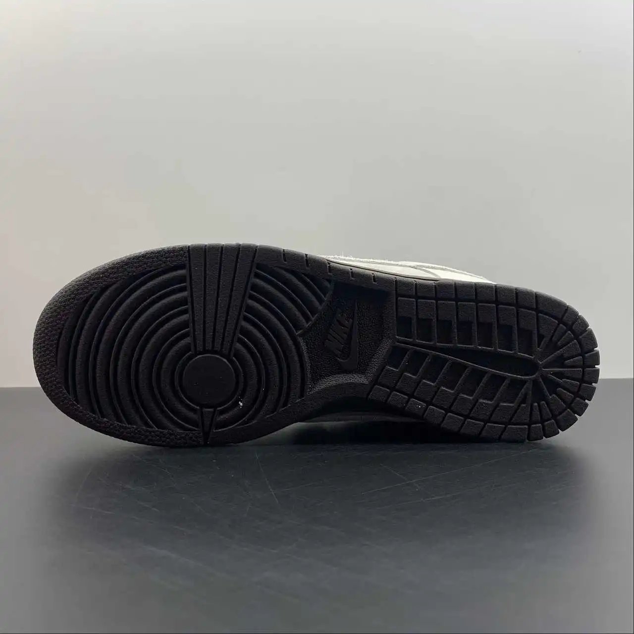 Nike Dunk Low FD9746-001 12