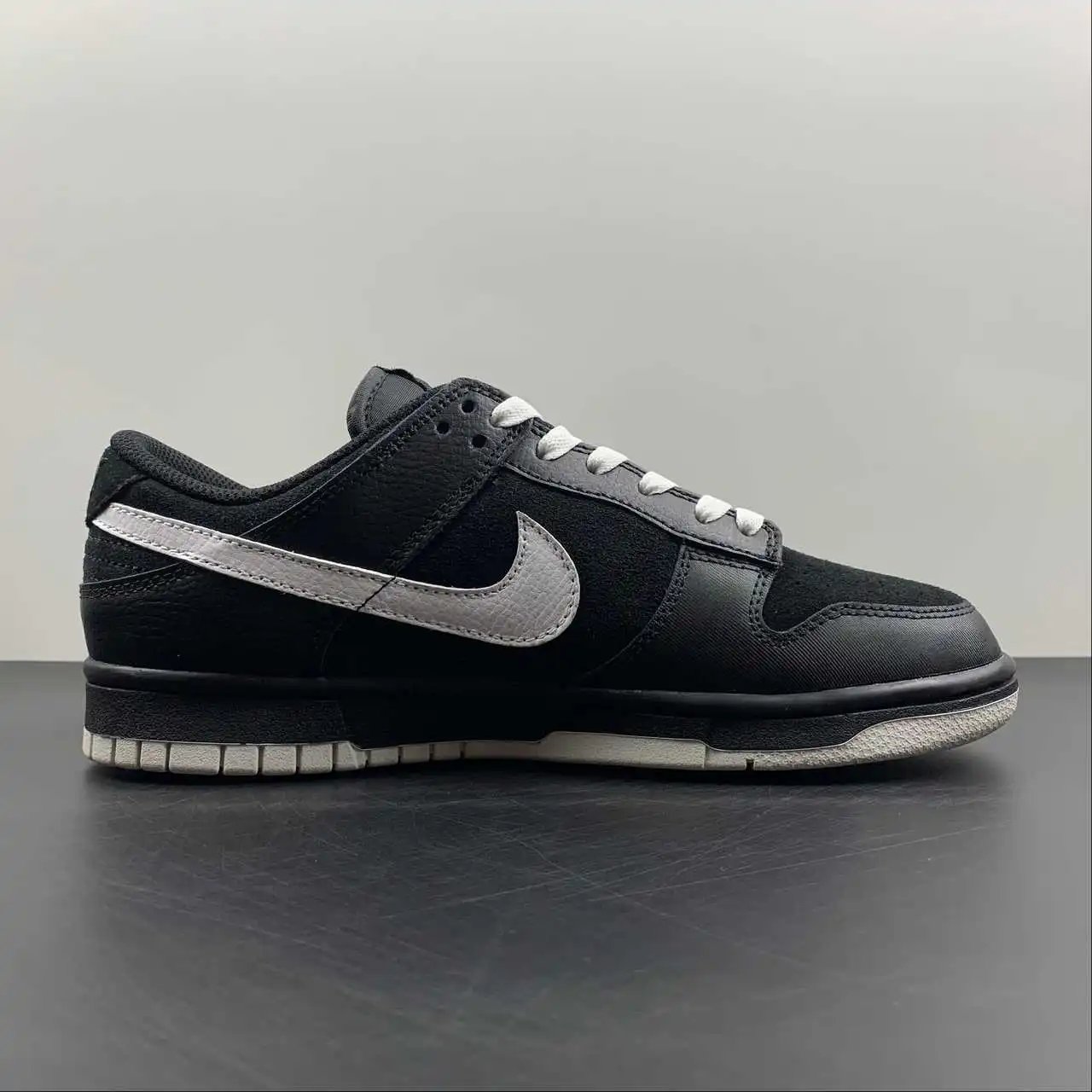 Nike Dunk Low 318020-013 5