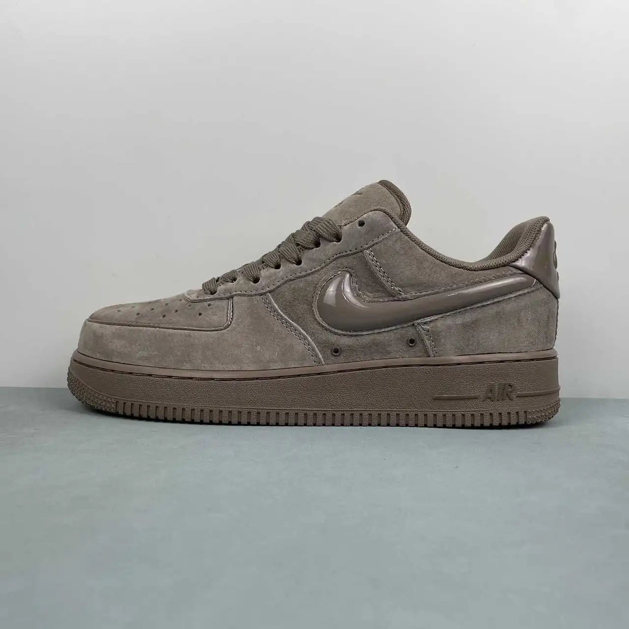 Nike Air Force 1 HV4406-200 thumbnail 4