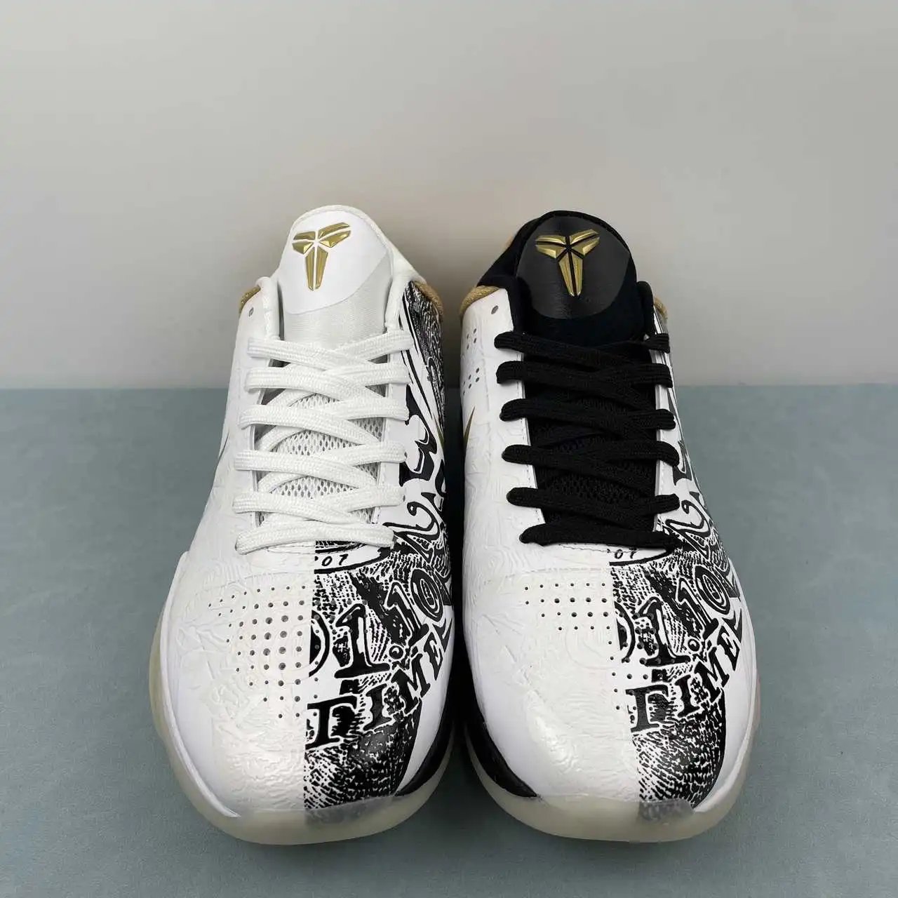 Nike Kobe CT8014-100 thumbnail 4