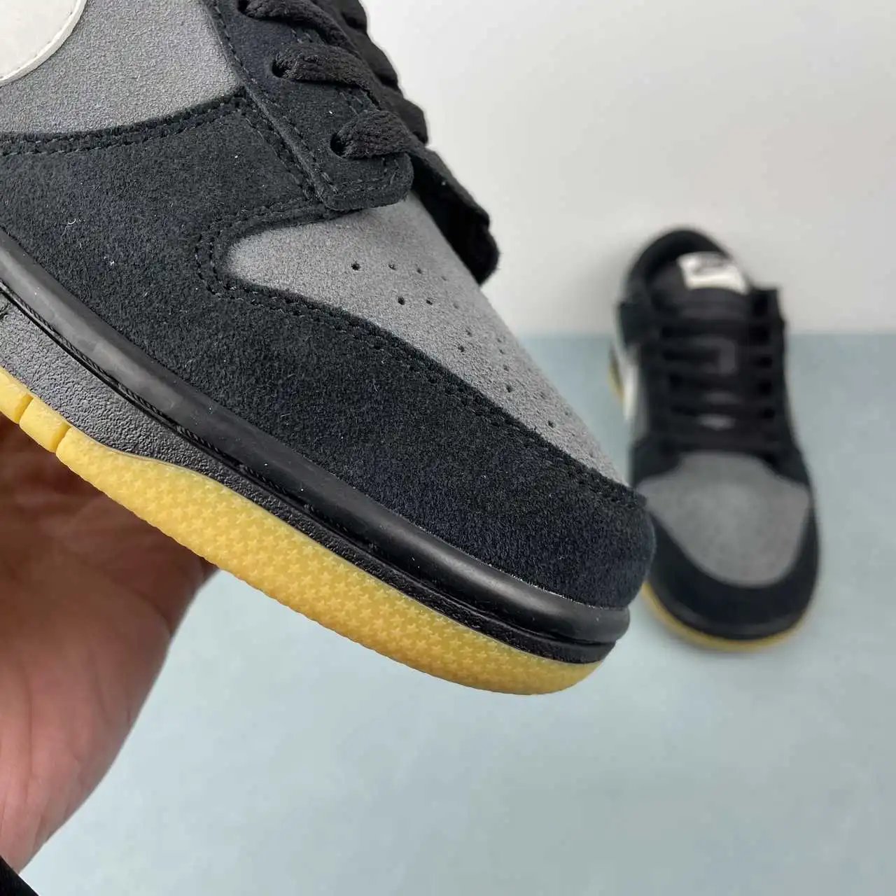 Nike Dunk Low HQ1931-001 7
