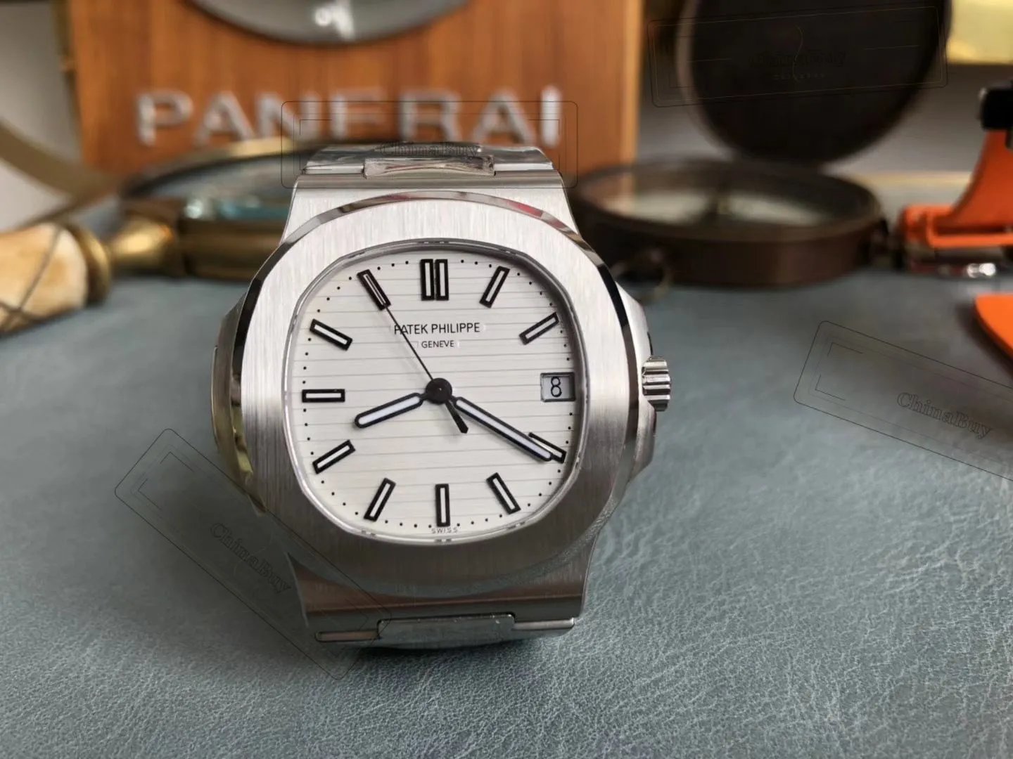 Patek Philippe 5711/1A-011