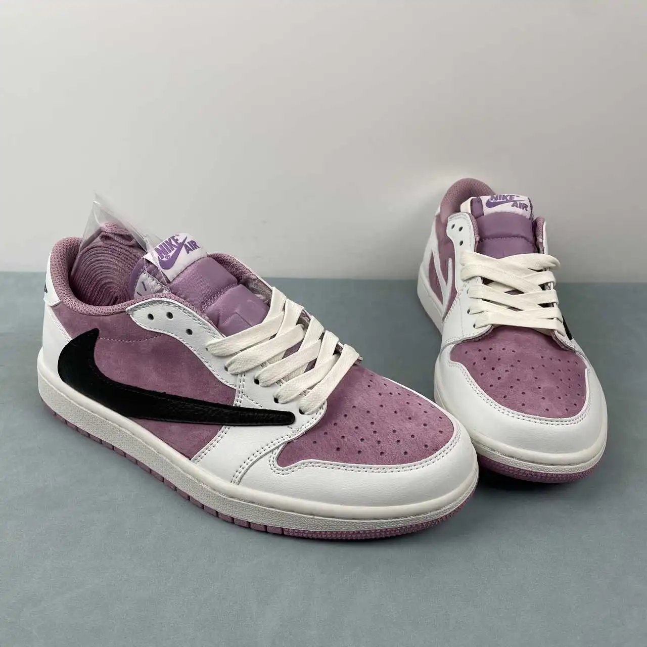 Air Jordan 1 Low CQ4277-119 thumbnail 2