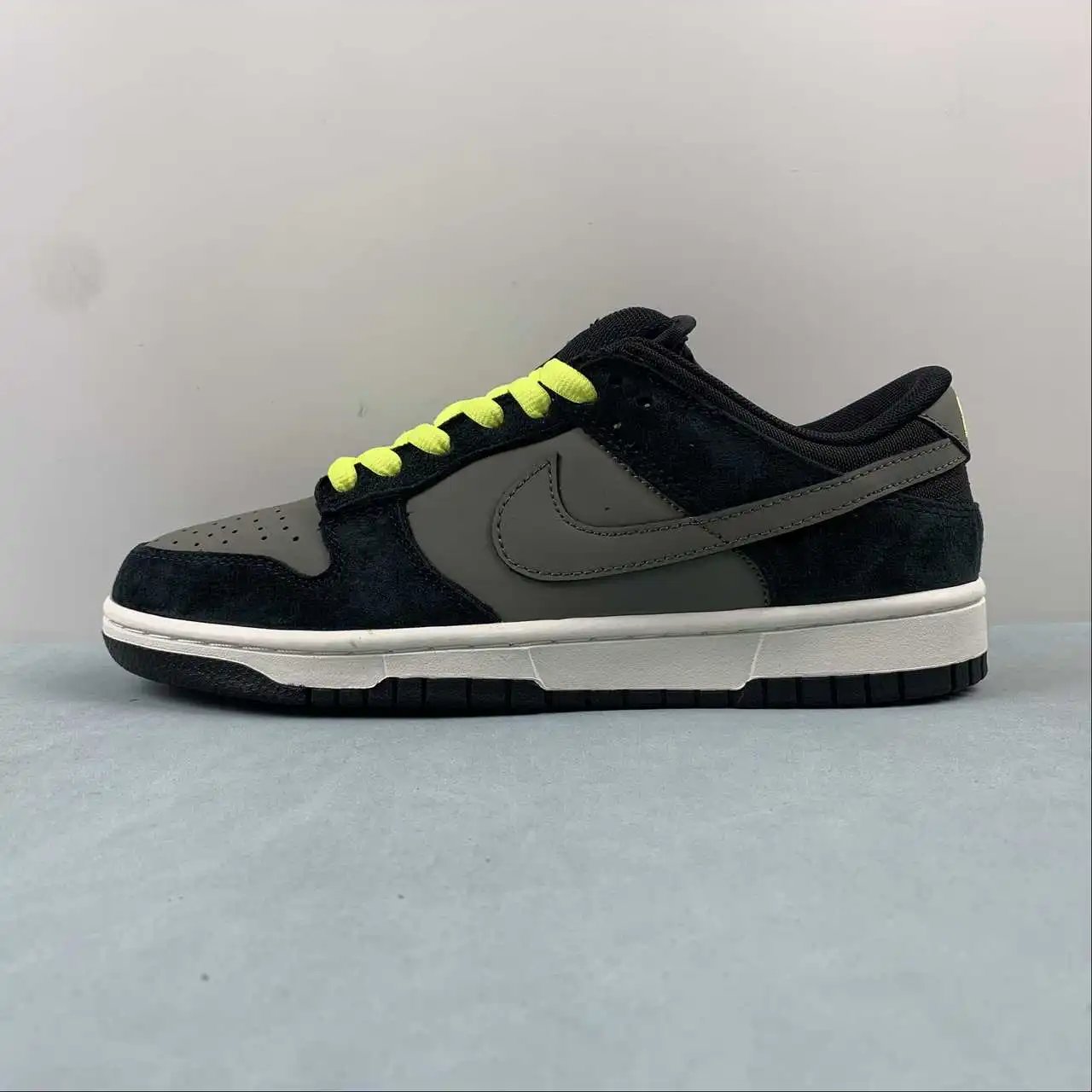 Nike Dunk Low 504750-078 thumbnail 4