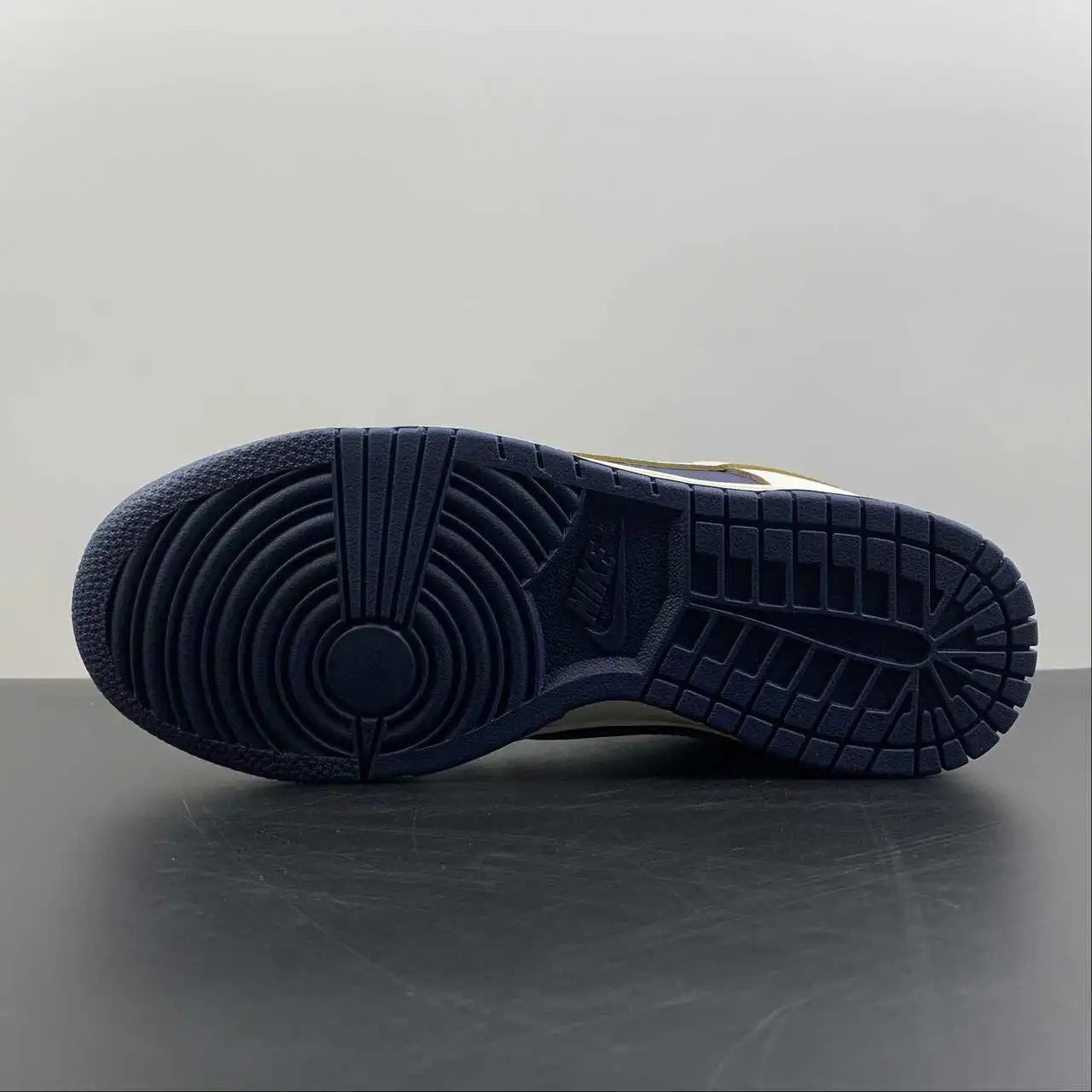 Nike Dunk Low FD8775-100 12