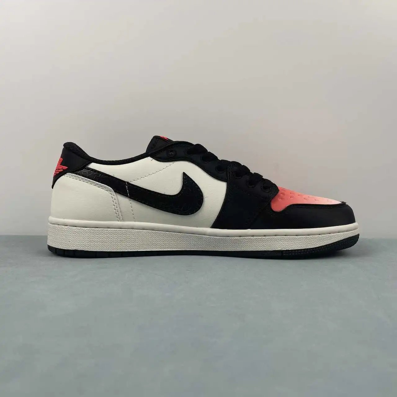Air Jordan 1 Low HF8828-100 6