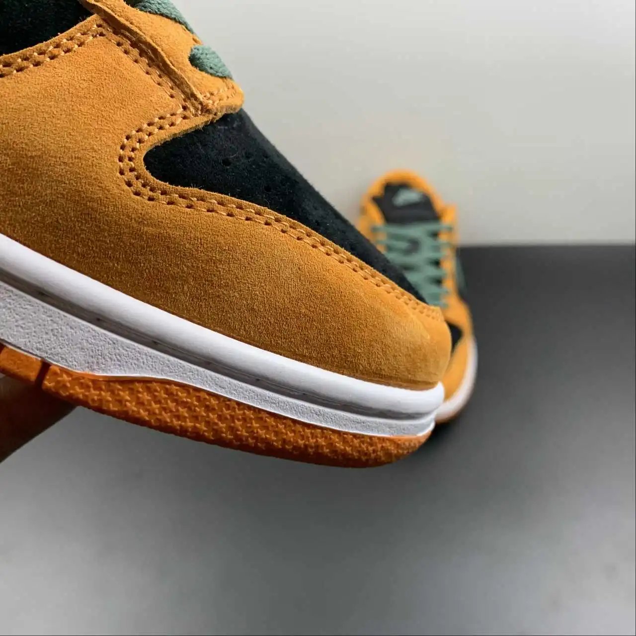 Nike Dunk Low DA1469-001 7
