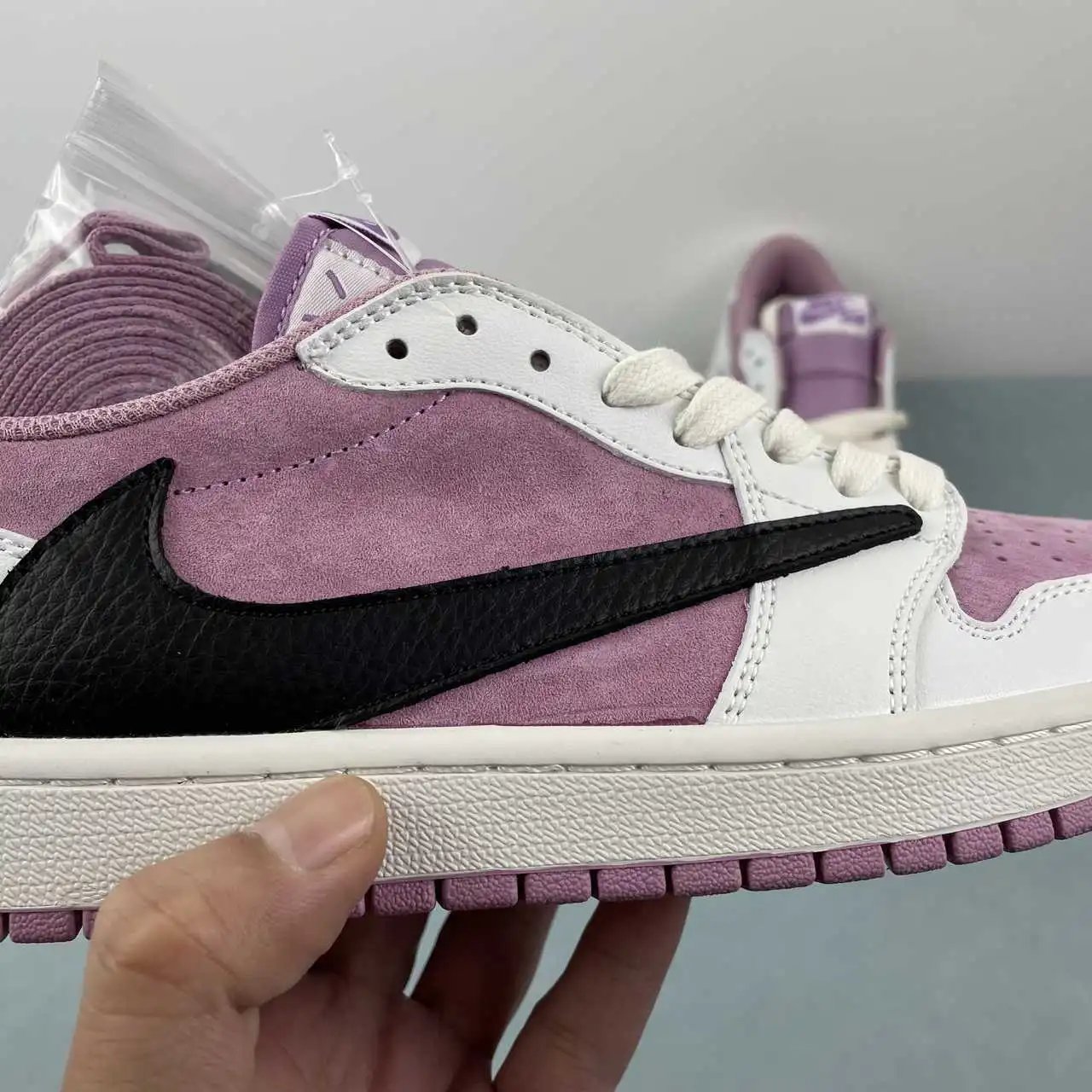 Air Jordan 1 Low CQ4277-119 9
