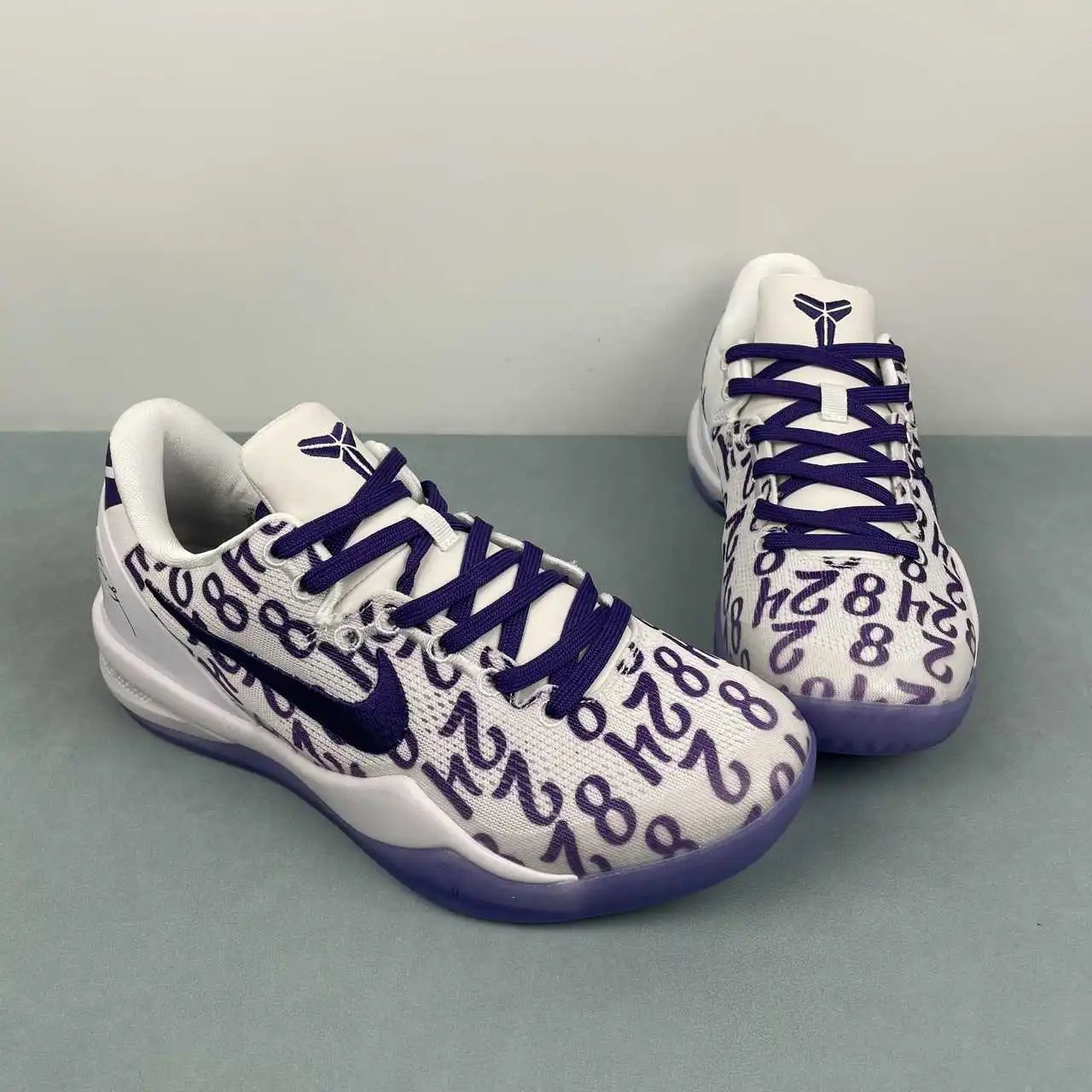 Nike Kobe FQ3549-100 thumbnail 2